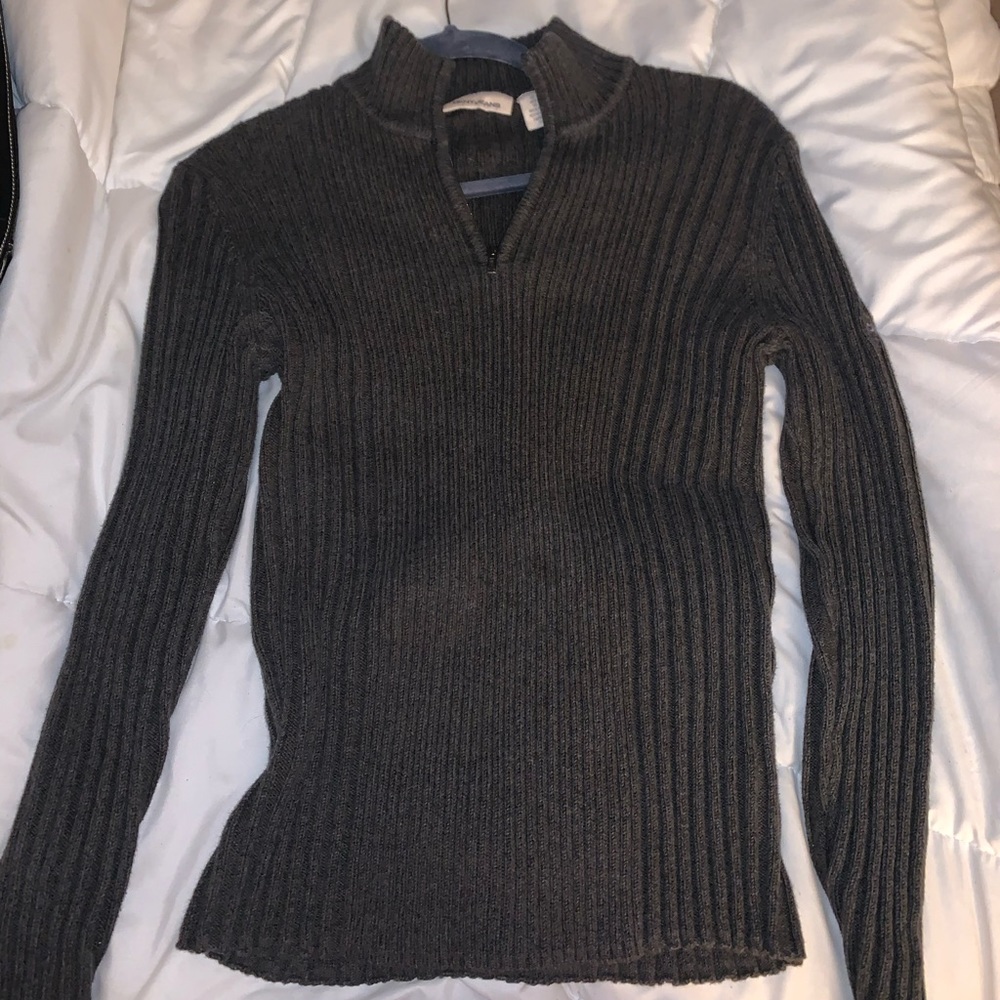 DKNY sweater size Small